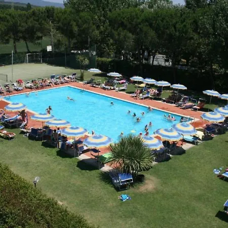 펜션 Lovely Holiday In Castiglione Del Lago On The Lake *