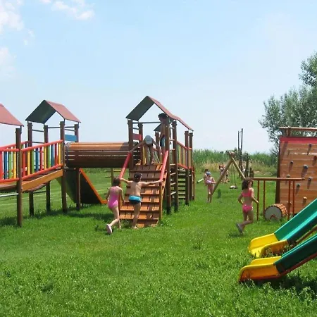 펜션 Lovely Holiday In Castiglione Del Lago On The Lake